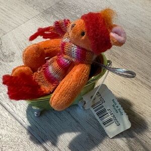 Bath and Body Works Orange Bear Scarf In Bathtub Ornament NWT